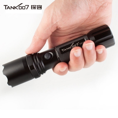 tank007新款UC19超遠(yuǎn)射大功率遠(yuǎn)程戶外狩獵執(zhí)勤，執(zhí)法，巡邏直充手電筒